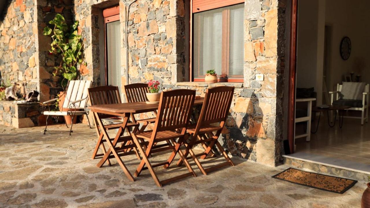 Comfortable Apartment With Garden - Casa Con Vista Havania Exterior foto